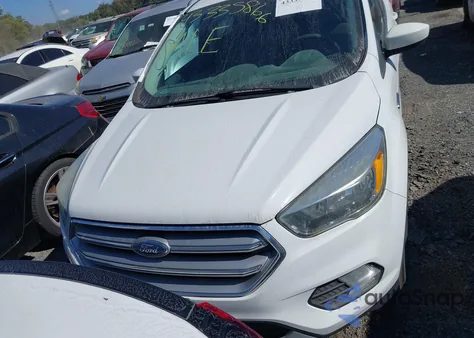 2017 Ford Escape Se из США, поврежденный, VIN 1FMCU9GD1HUA89219